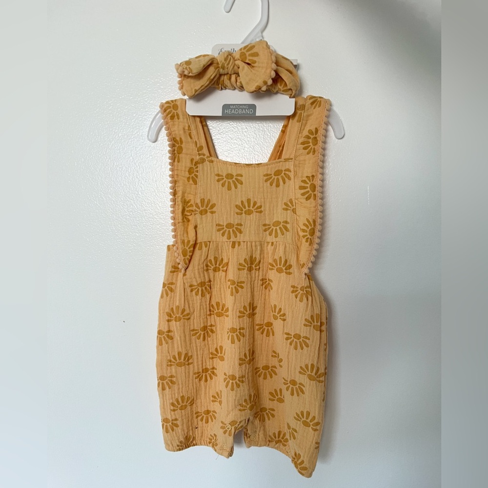 NWT Emily and Oliver | 2 piece Daisy Gauze Sleeveless Romper & Headband set